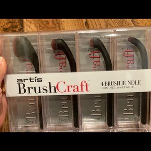 Artis brush craft